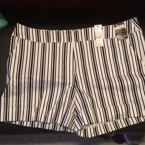 NY&Co cuffed striped shorts